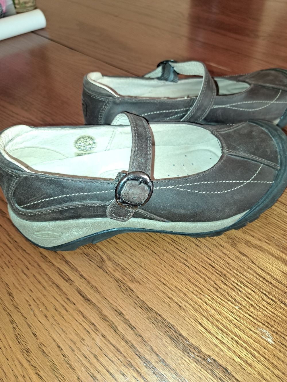 Keen Brown Mary Jane Shoes - Picture 2 of 5